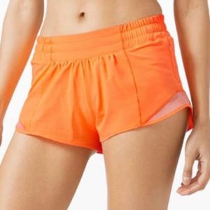 Lululemon Hotty Hot Shorts 2.5
